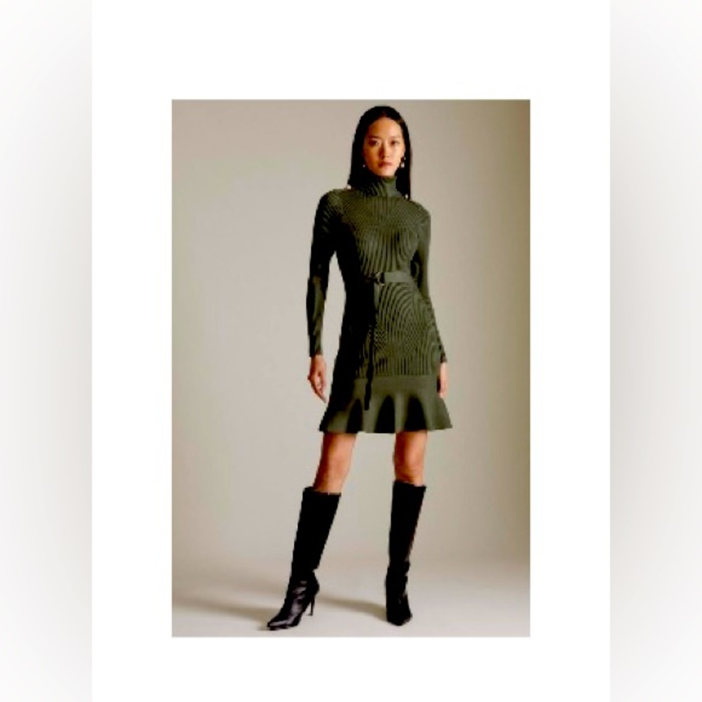 Karen Millen Military green dress with turtle neck and belt. Size US L